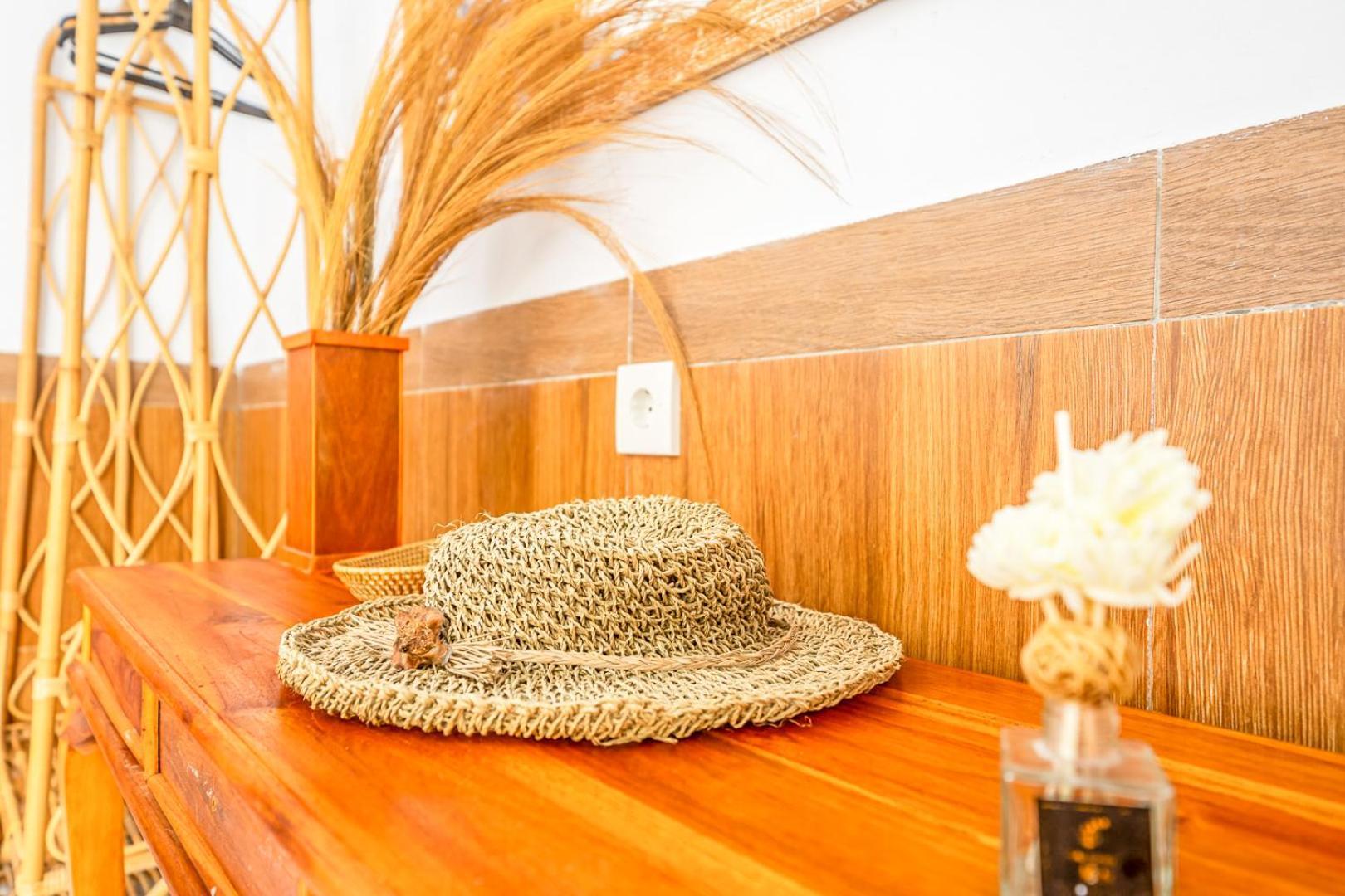 Pantai Guesthouse Canggu Kültér fotó